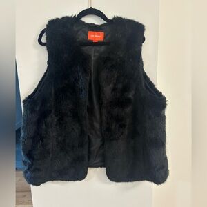 🩷2/$30❤️Joe Fresh ➕ Faux Black Fur Vest Size 1X